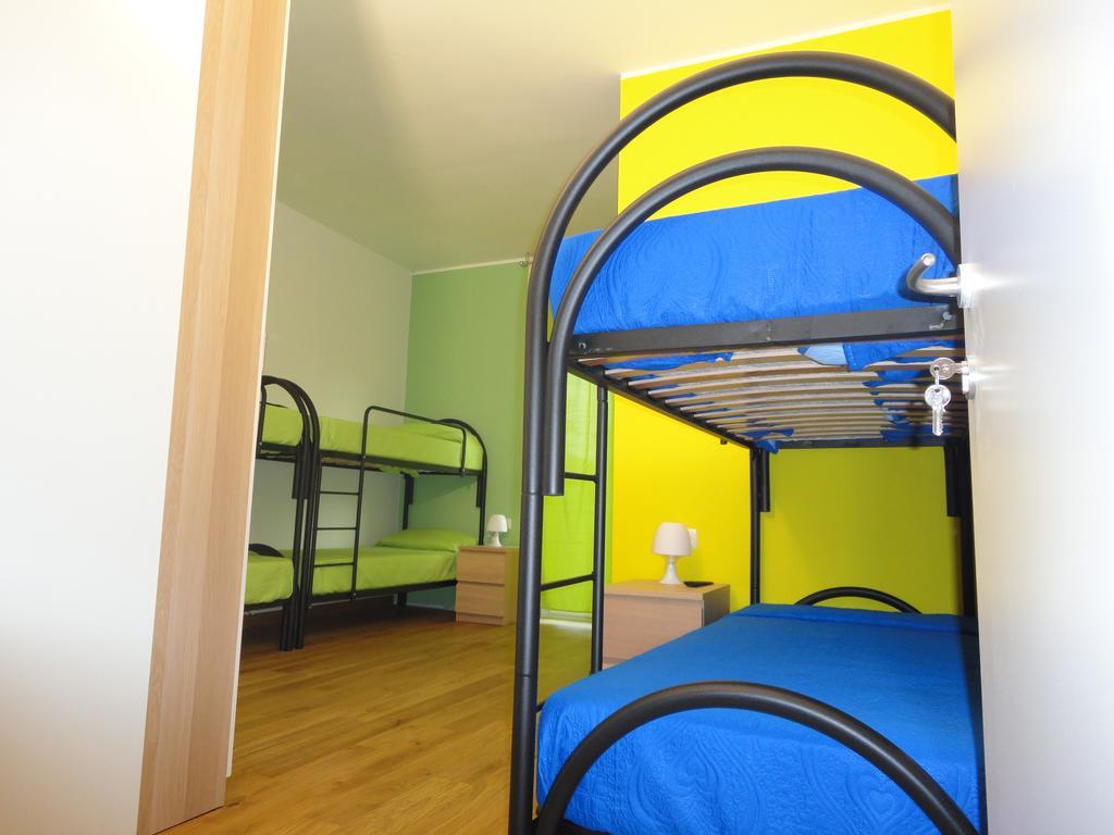 Pavia Ostello Kültér fotó
