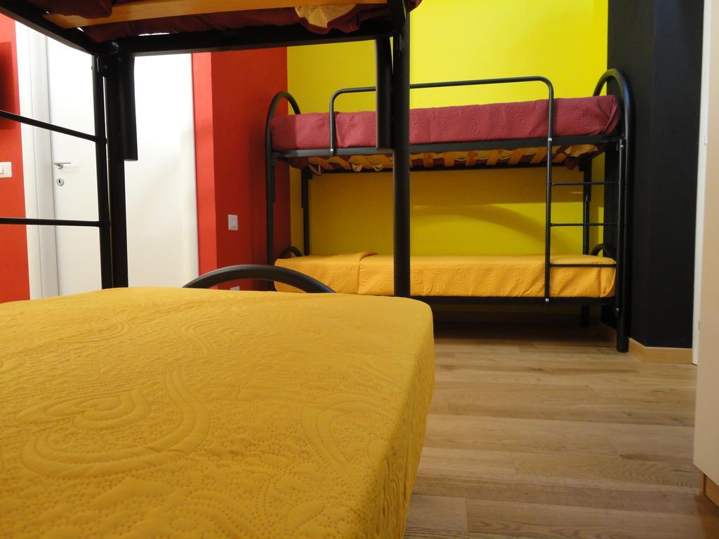 Pavia Ostello Kültér fotó