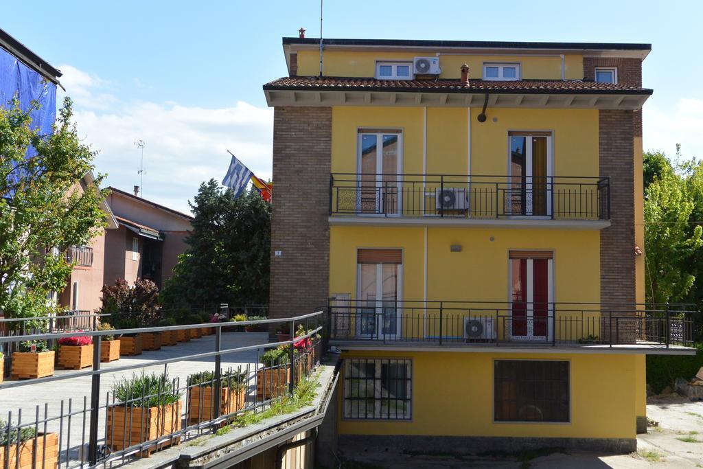 Pavia Ostello Kültér fotó