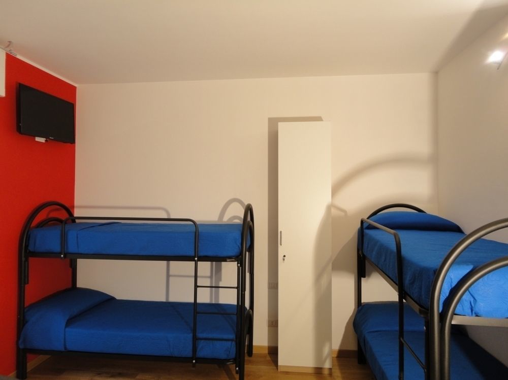 Pavia Ostello Kültér fotó